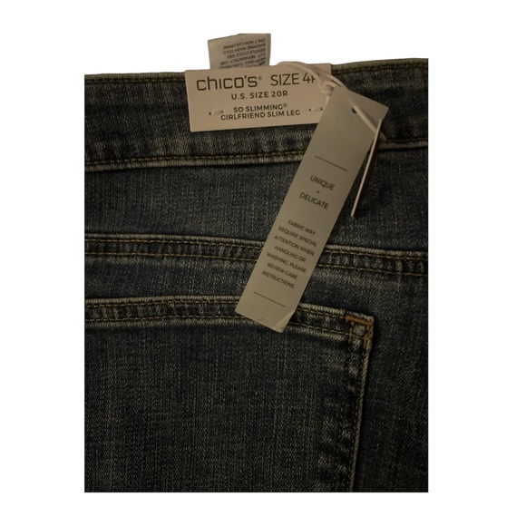 BNWT Chico Women’s Girlfriend Detailed Beaded Design Ankle Jeans - Picture 4 of 5